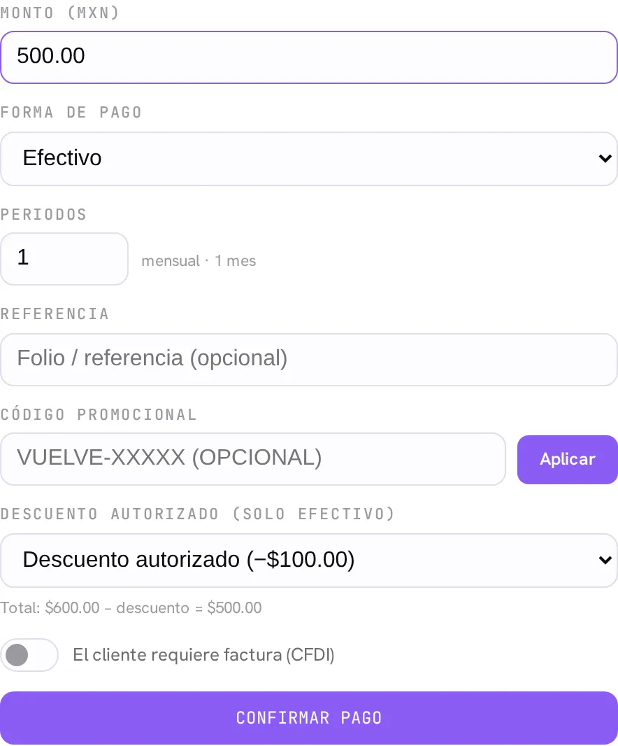 El formulario de pago con el campo Descuento autorizado visible: el motivo seleccionado y el total recalculado