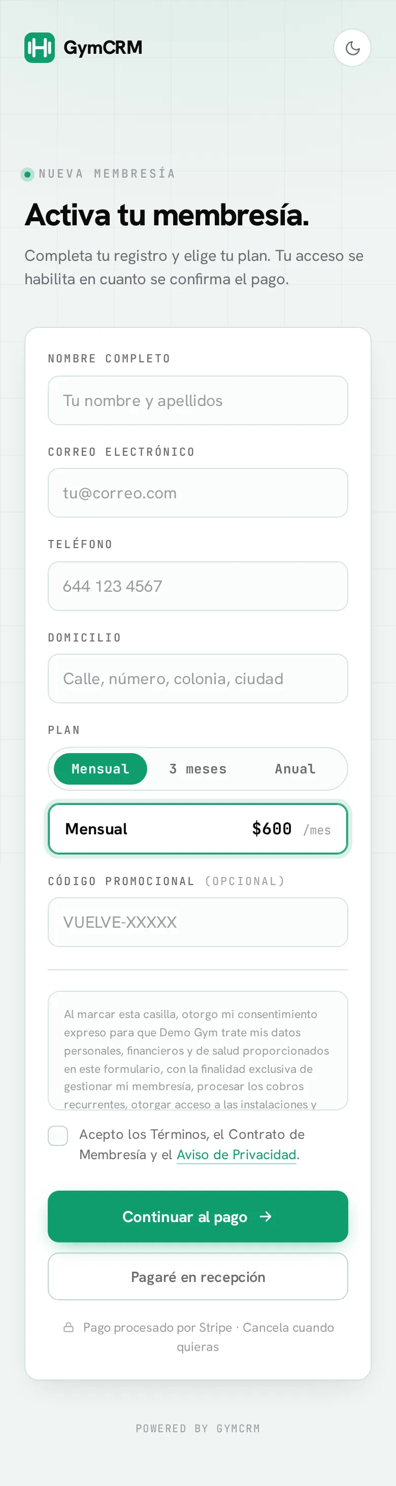 Pantalla de inscripción: datos, selector de plan por periodo y pago en línea o en recepción